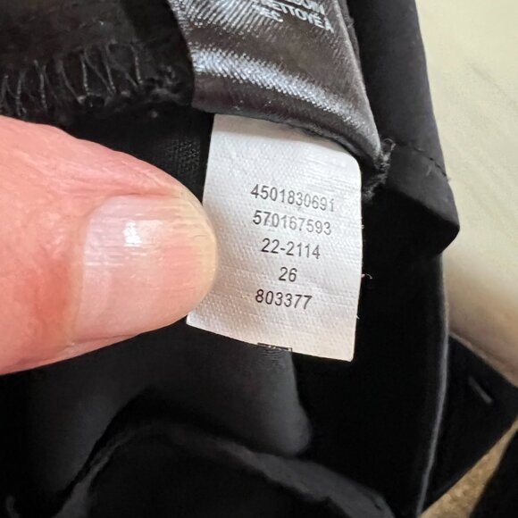 White House Black Market Perfect Form Black Pants - Straight Crop - Size 2 - Picture 5 of 13